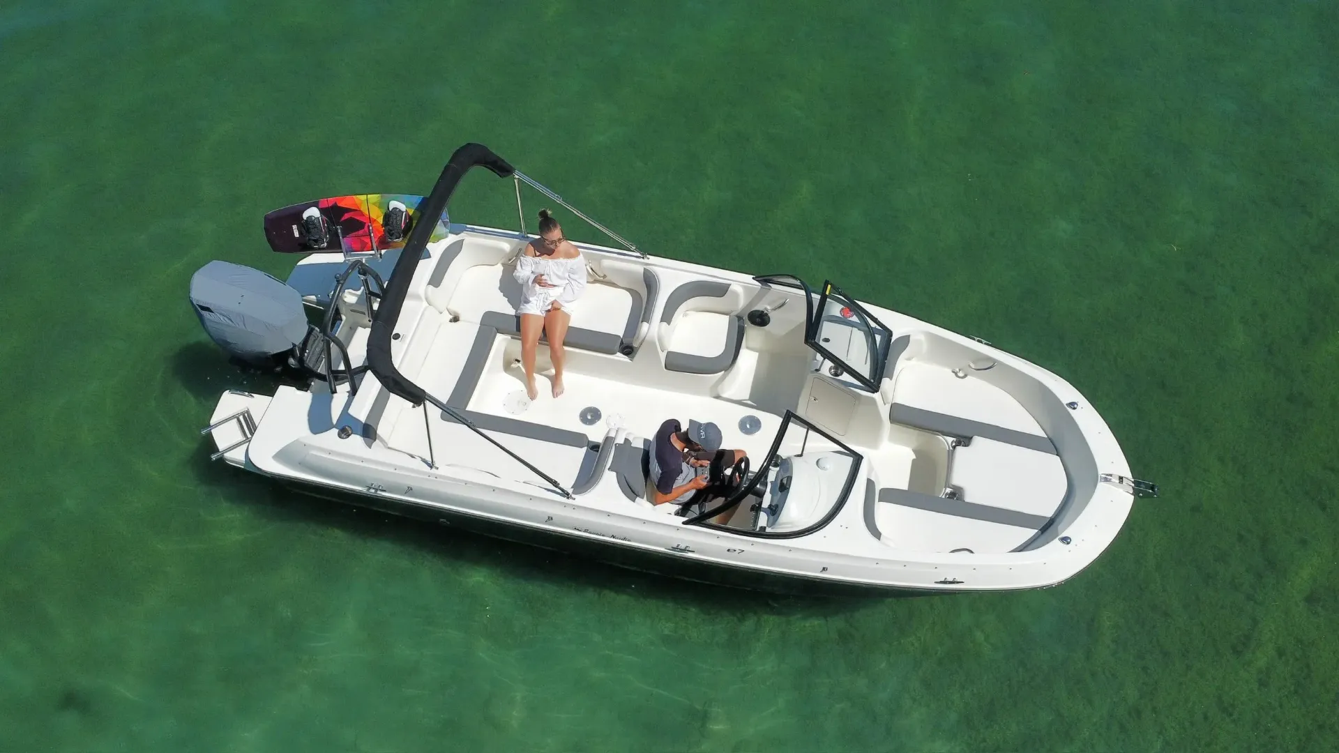 Bayliner Element E7 "SIKOVNY" (2017) (Matin (4h00), 8h00)